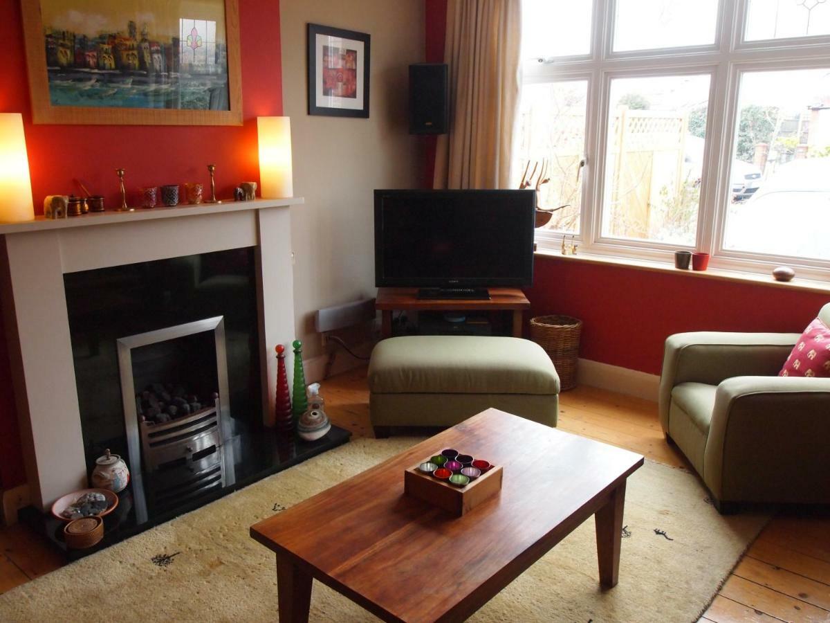 Friendly Home In South London Morden Extérieur photo