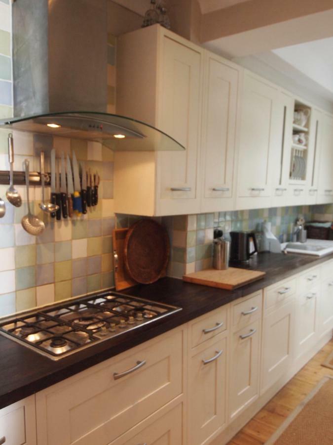 Friendly Home In South London Morden Extérieur photo